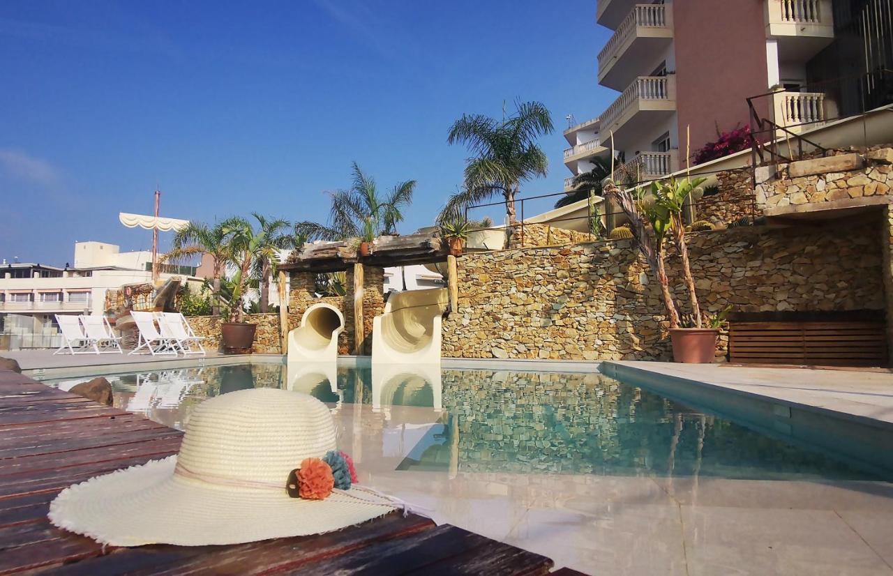 Hotel Alba Seleqtta Lloret de Mar Kültér fotó